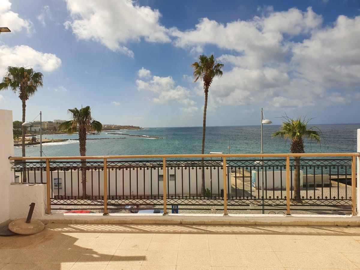 Poseidon 51 - Beachfront Two Bedroom Pafos